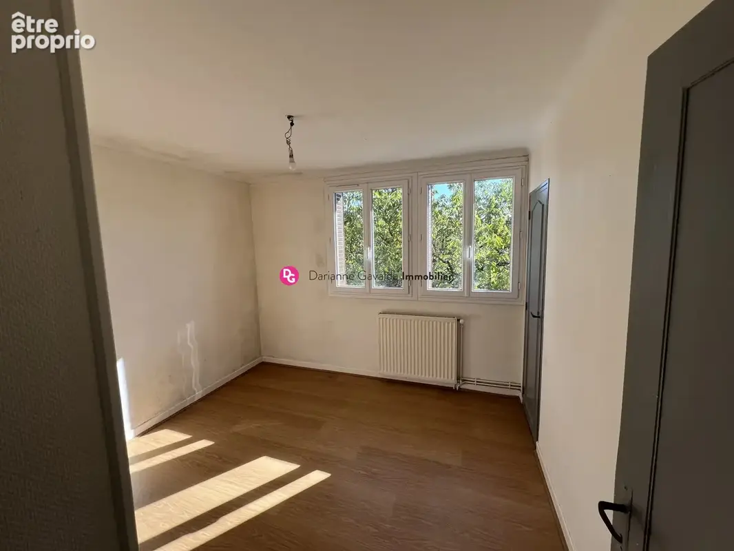 Maison 4 pièces 82 m² à vendre à Livinhac-Le-Haut (12300) - photo 6