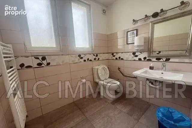 Maison 4 pièces 107 m² à vendre à Alencon (61000) - photo 5