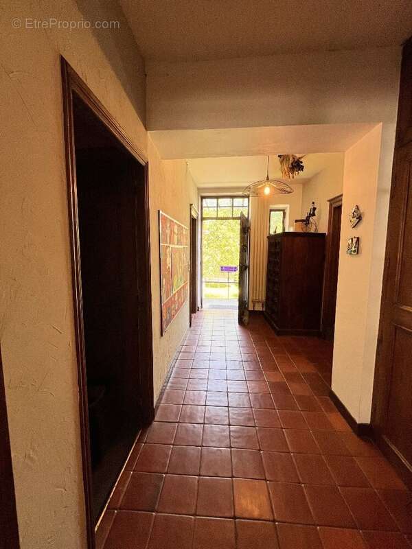 Maison à ARS-SUR-MOSELLE