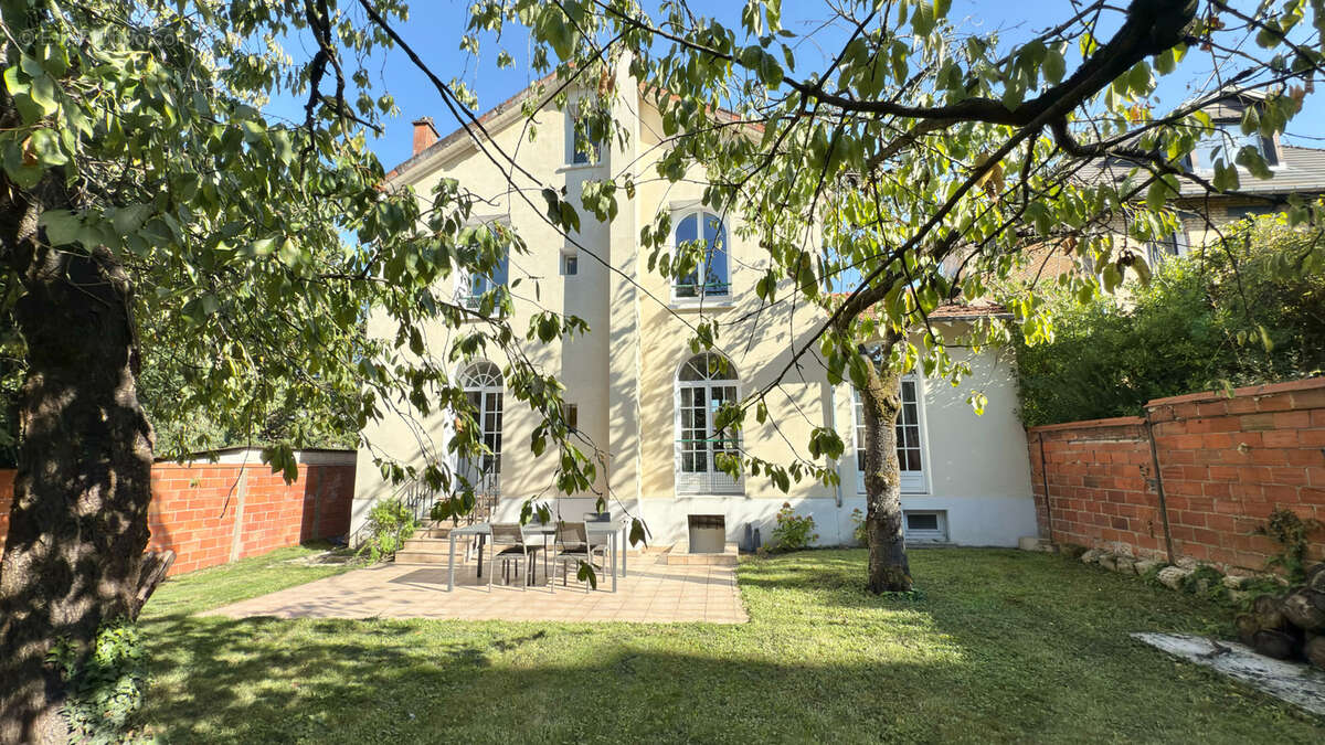 Maison à SAINT-GRATIEN