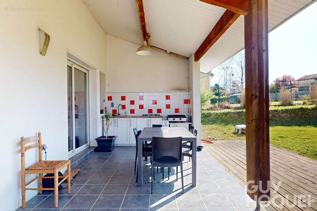 Maison à HAGETMAU