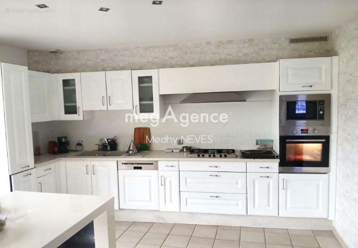 Maison à VILLERS-BRETONNEUX