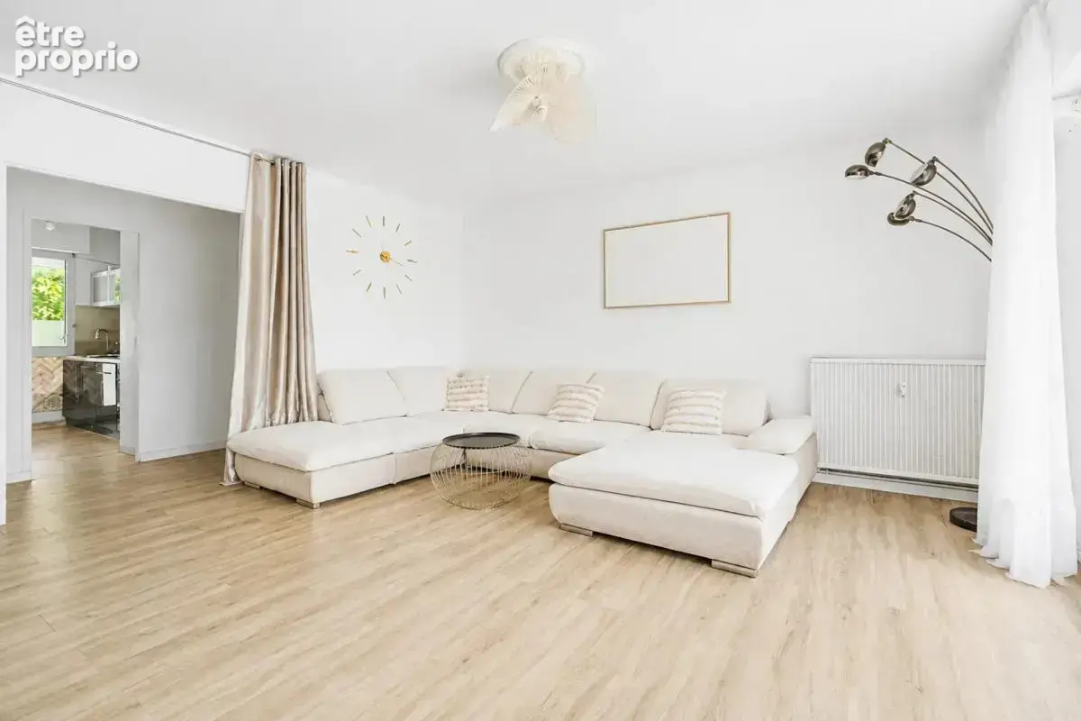 Appartement de 4 pièces de 77 m² à Avignon - photo 4