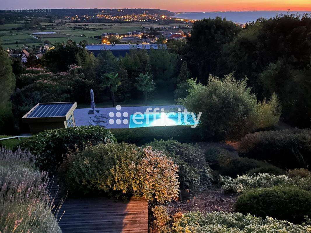 Maison à BENERVILLE-SUR-MER