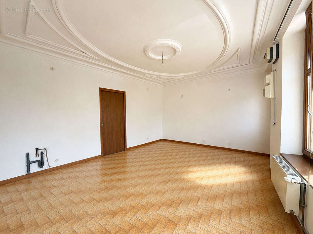 Maison 5 pièce(s)- 131m² - vivier-au-court - photo 2