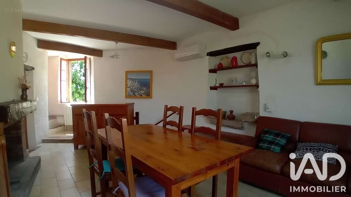 Maison 86 m² à Corconne  - photo 4