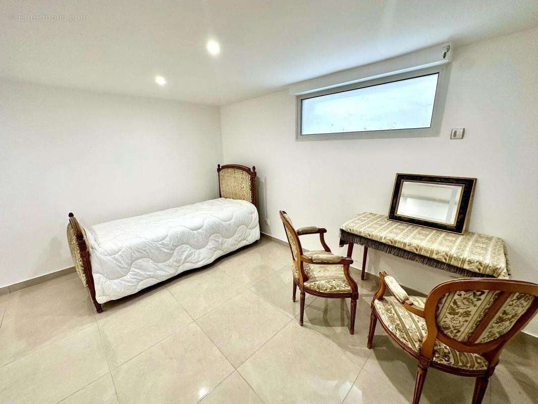 Appartement à FONTENAY-SOUS-BOIS