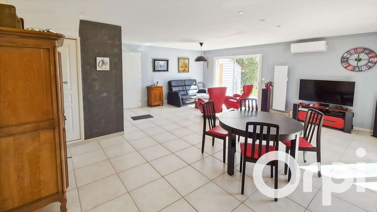 Maison à SAINT-MARTIN-D'ARDECHE