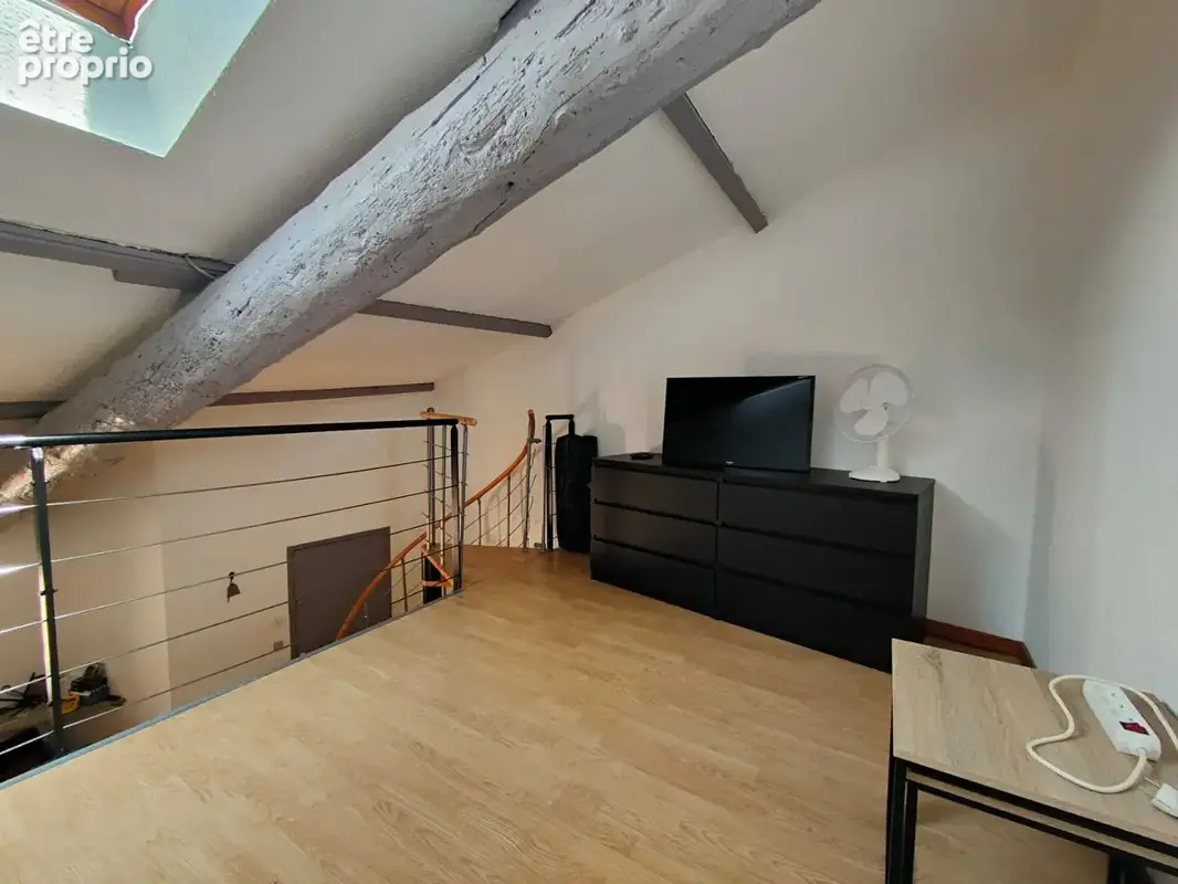 Appartement meublé au centre-ville d'Agde , dernier étage , Idéal investissement ou pied-à-terre - photo 10