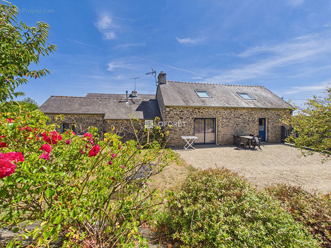 Maison à PLEYBEN