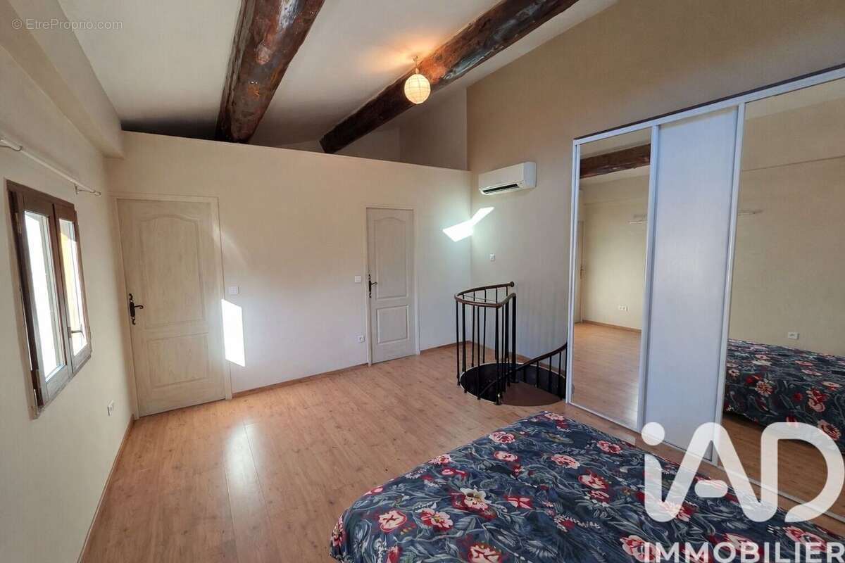 Photo 8 - Maison à MEYNES