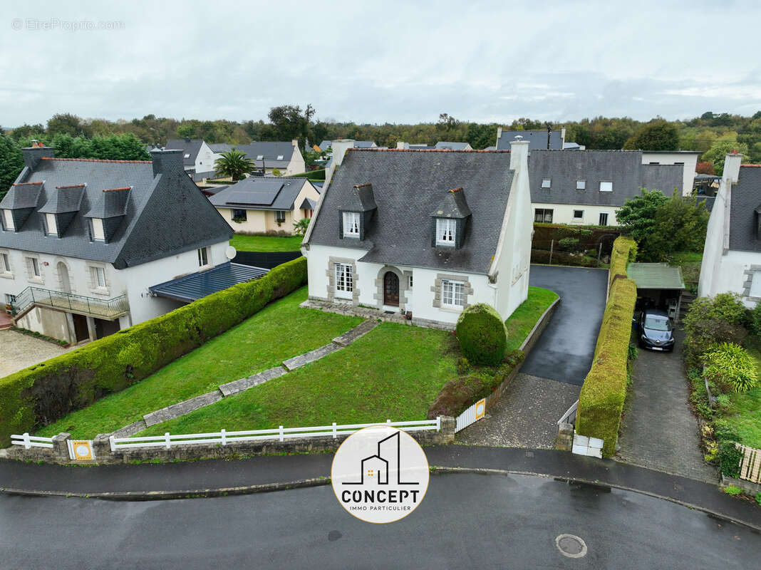 Maison à PLOUIGNEAU