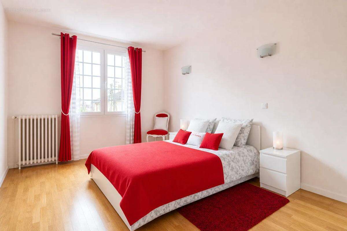 Maison à LE BLANC-MESNIL