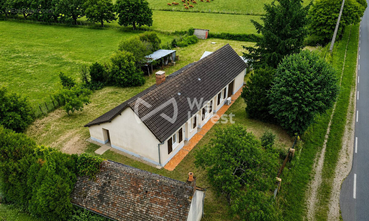 Maison à CHANGE