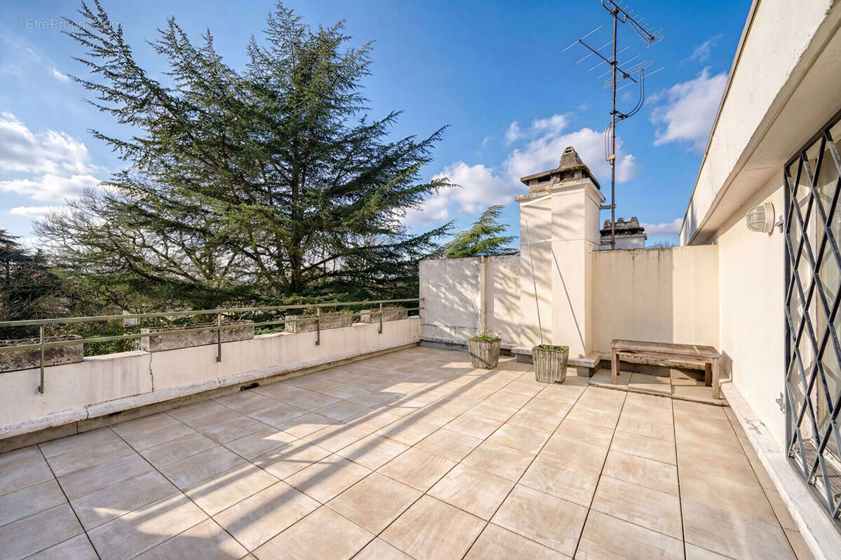 Appartement à MAISONS-LAFFITTE