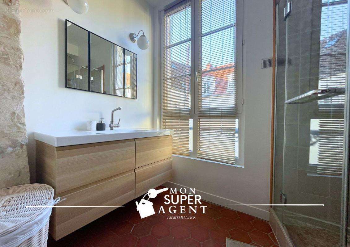 Appartement à MELUN