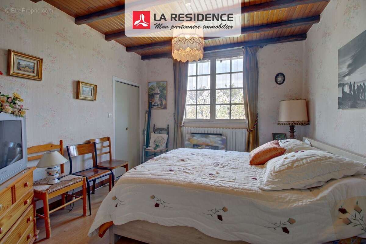 Maison à COURCELLES-SUR-SEINE