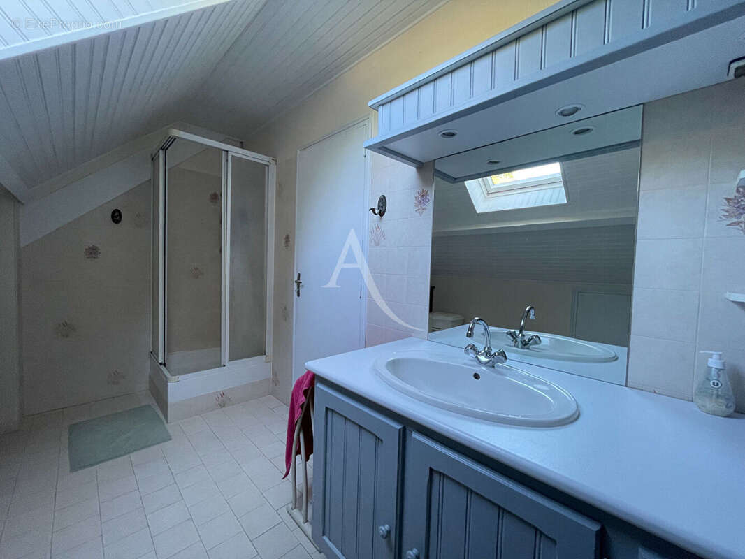 Maison à MONTRICHARD