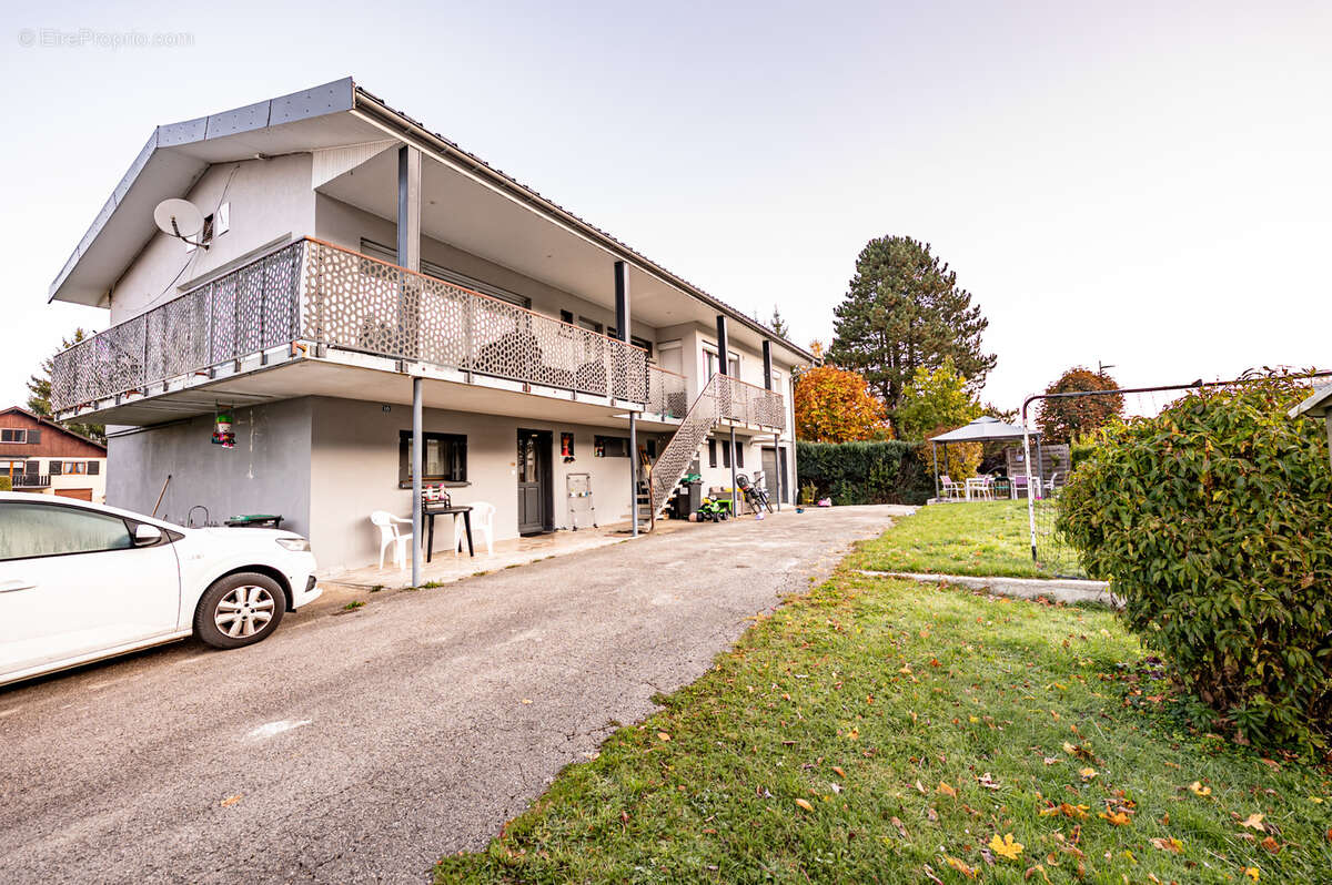 Appartement à GRANGES-NARBOZ