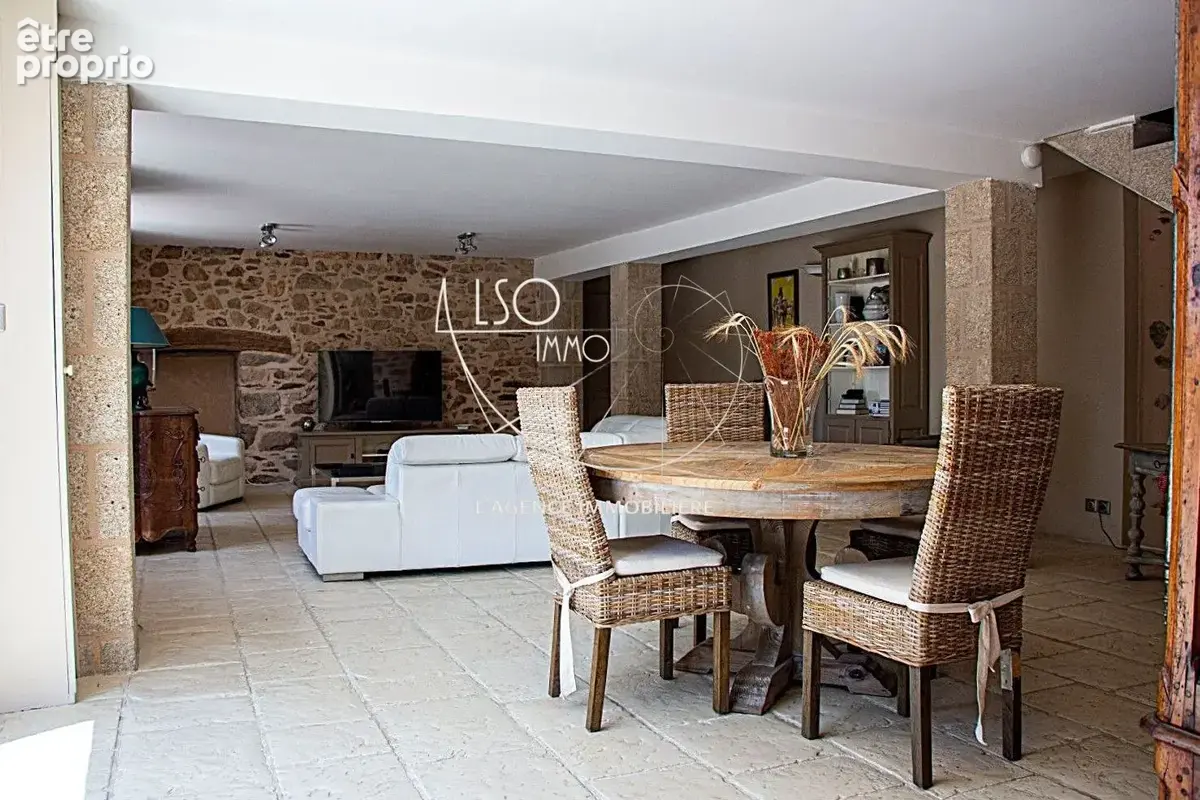 Maison 226 m² à Flavignac  - photo 7