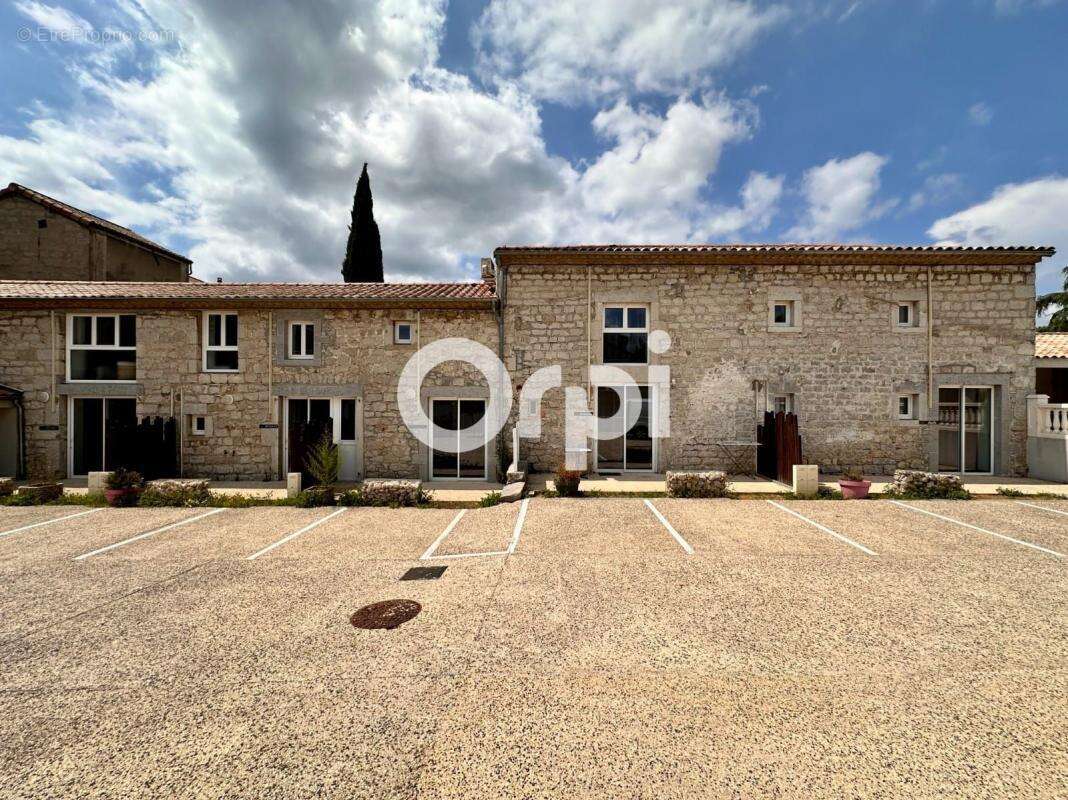 Appartement avec balcon et piscine (LOT 12) - photo 12