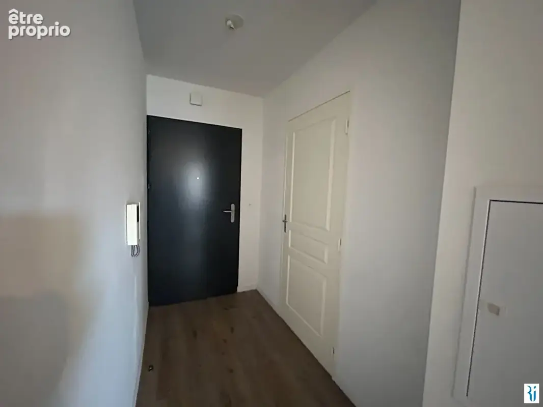 Spécial investisseurs ! Maromme studio loué avec balcon, parking et local vélo. - photo 5