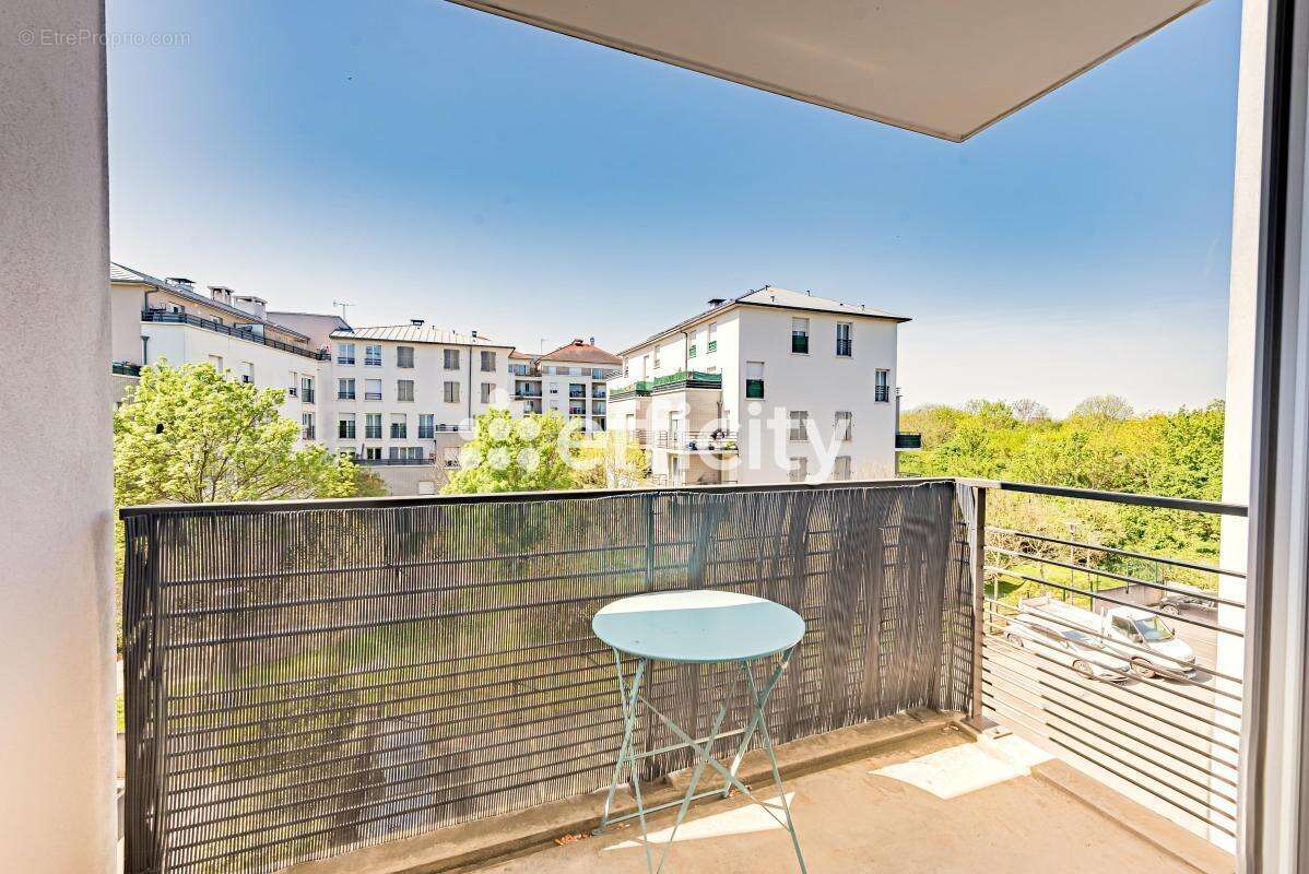 Appartement à VILLENEUVE-LE-ROI