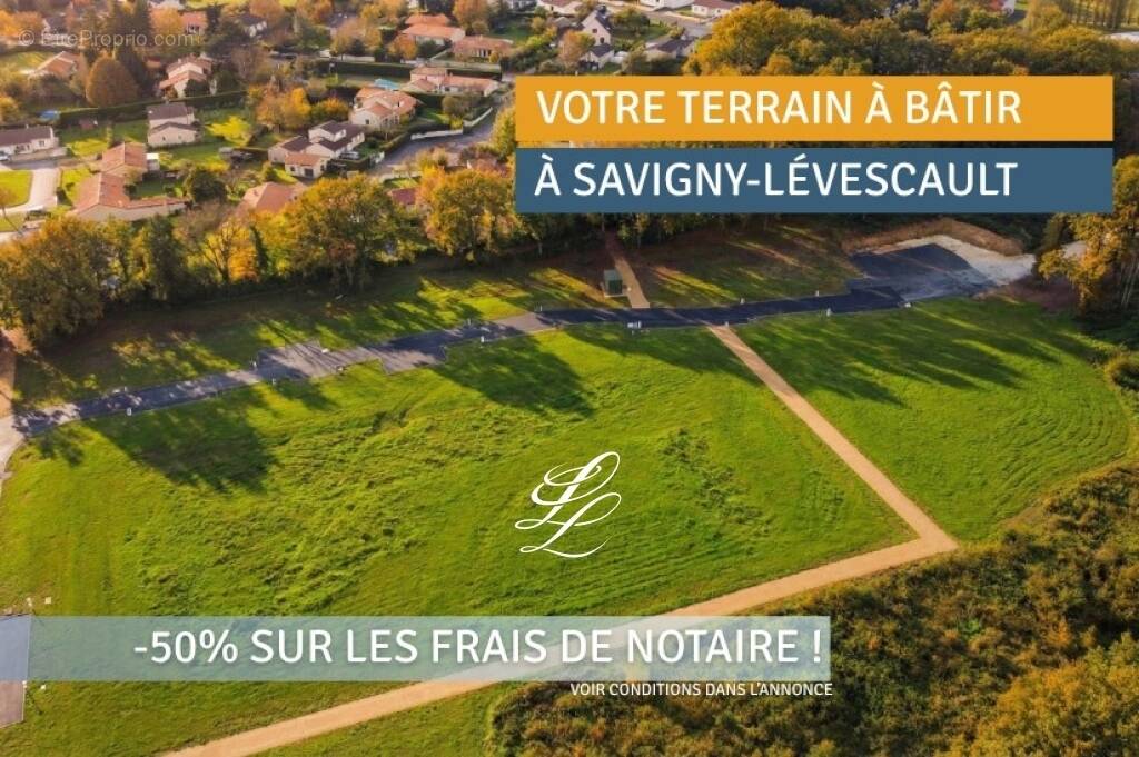 Terrain à SAVIGNY-LEVESCAULT