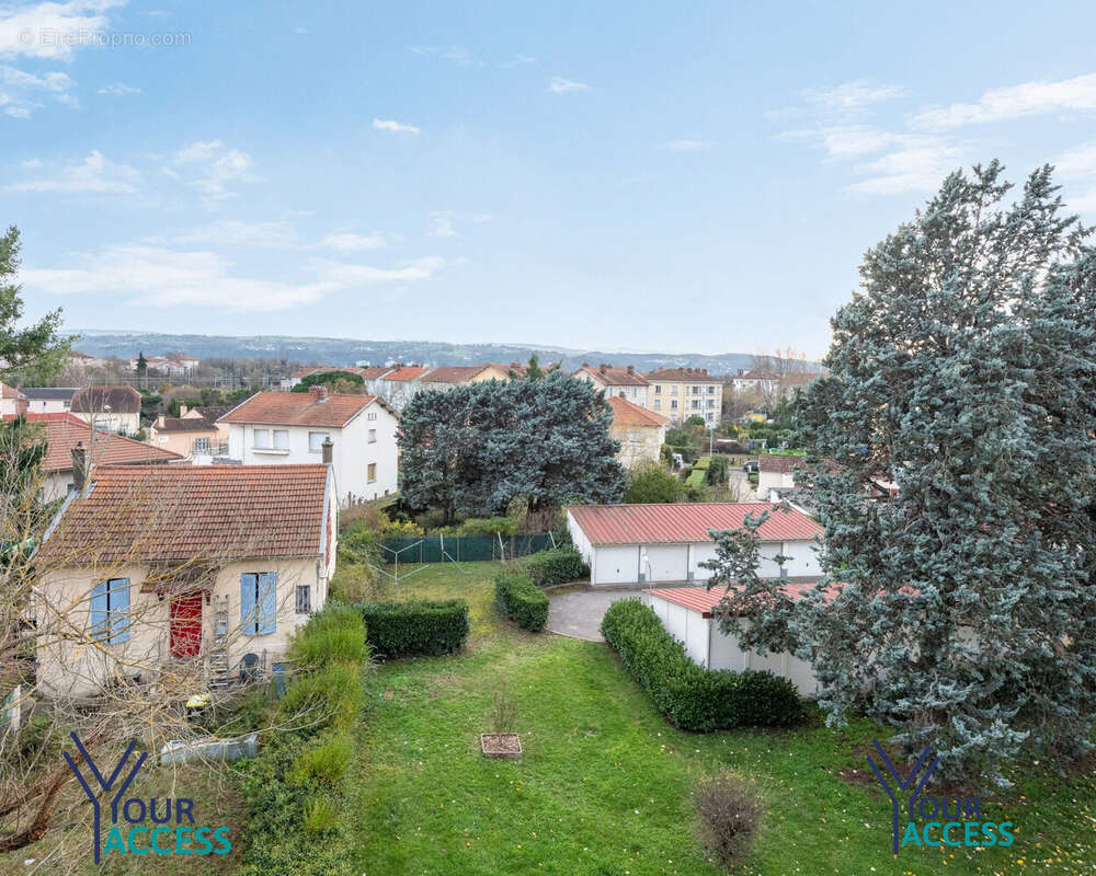 Appartement à GRIGNY