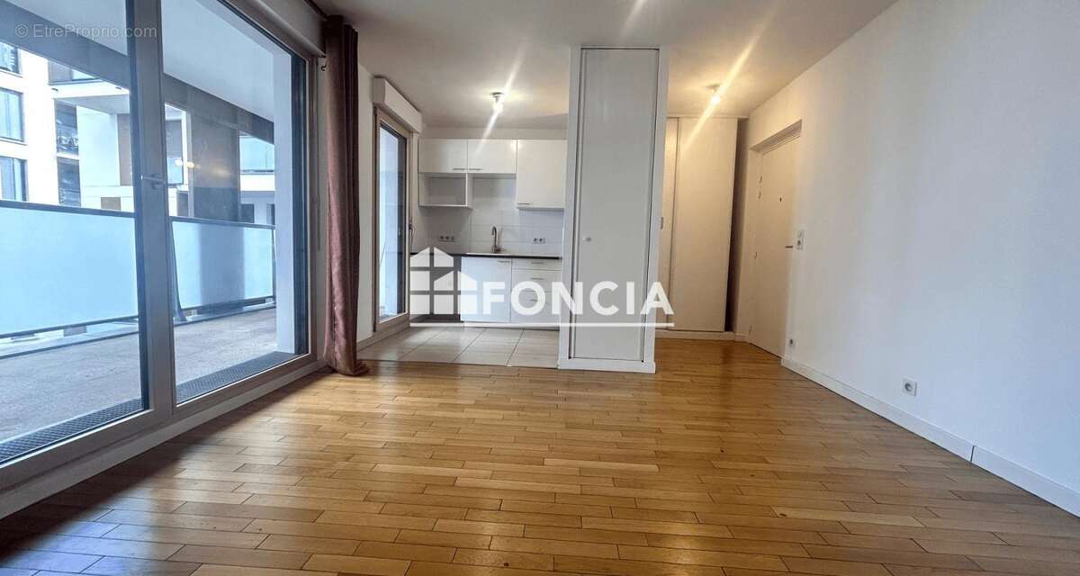 Appartement à COLOMBES