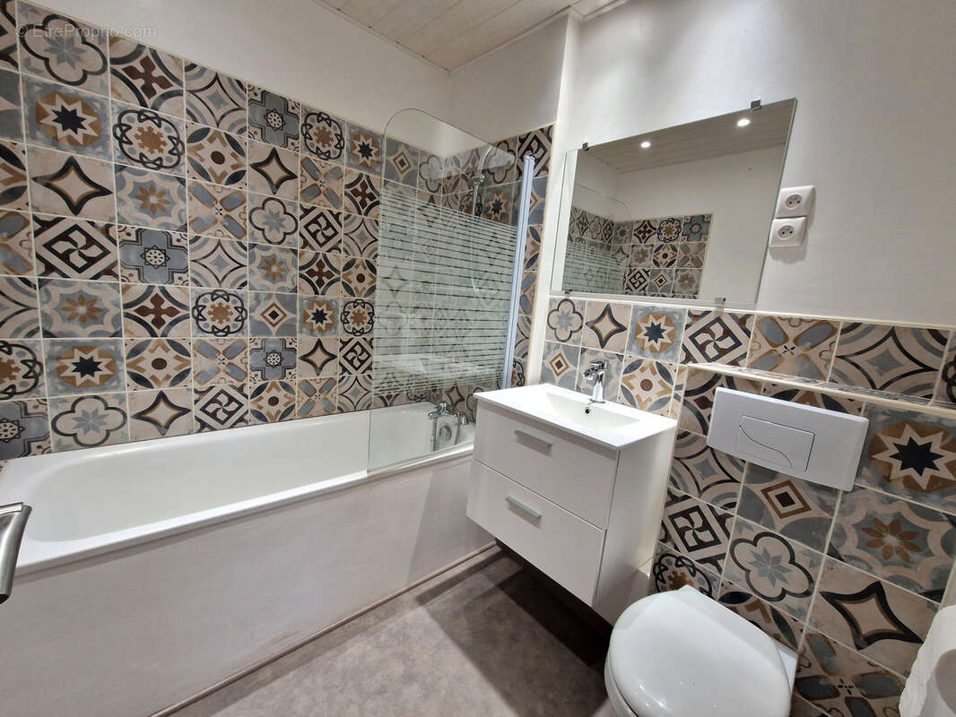 Maison à AURIAC-L'EGLISE