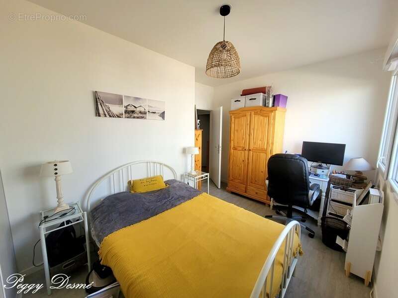 Appartement à vendre 3 pièces LA ROCHELLE (17) - 2 chambres, Terrasse, Place de parking privative - photo 7