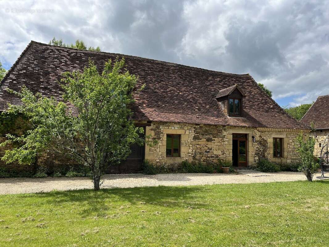 Grange - Maison à EXCIDEUIL