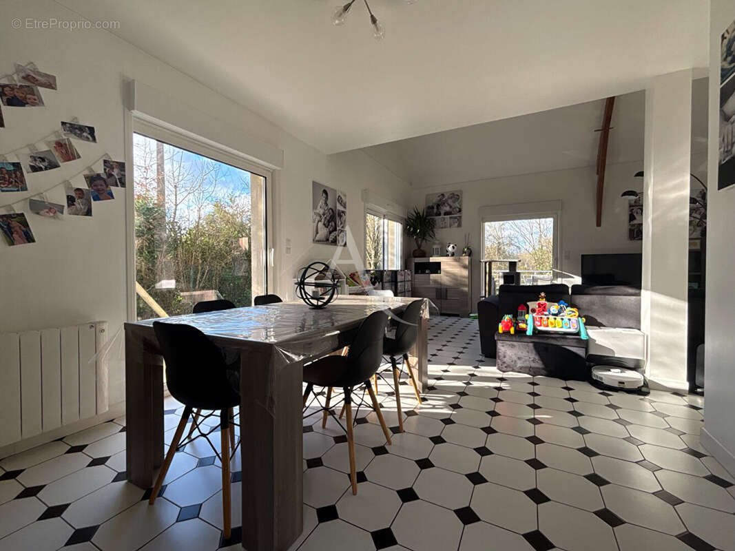 Maison à ANDOUILLE