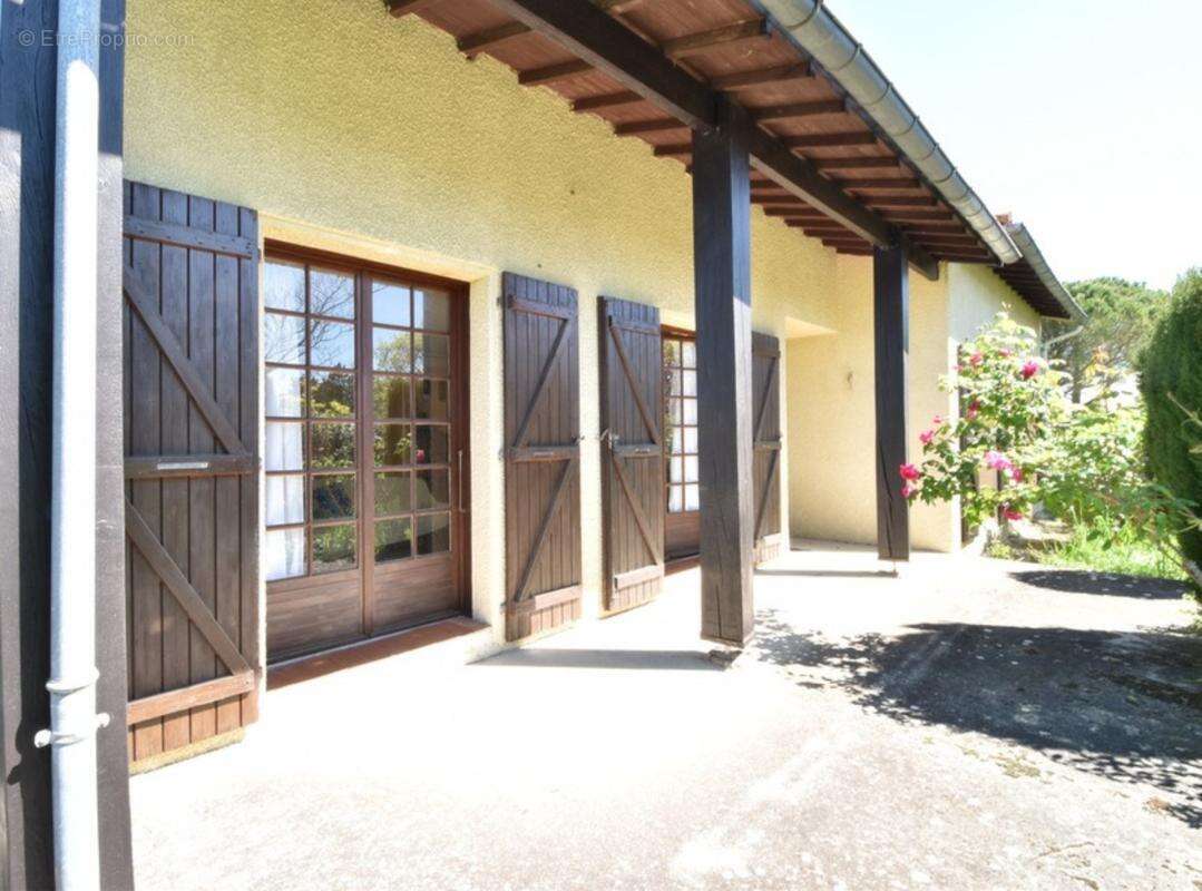 Maison de plain-pied avec grand terrain et vue dégagée – Environnement privilégié - photo 5