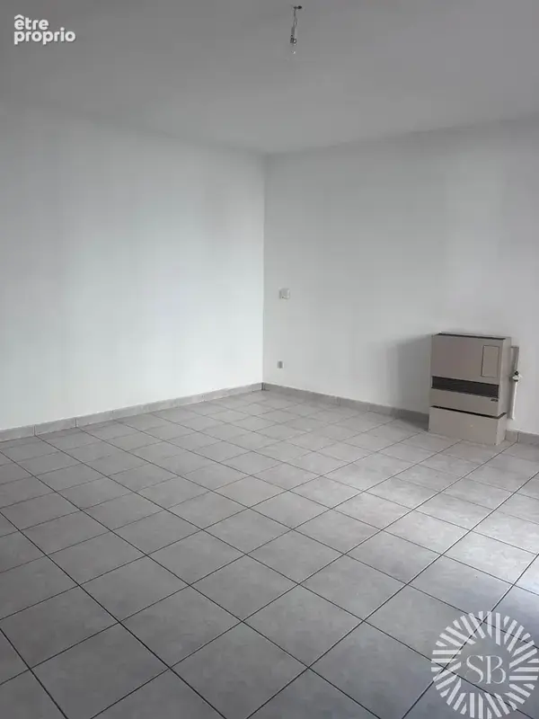 Maison de ville avec cour et grand garage séparés - photo 6