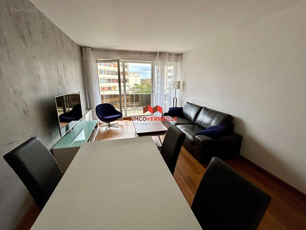 Appartement à POISSY