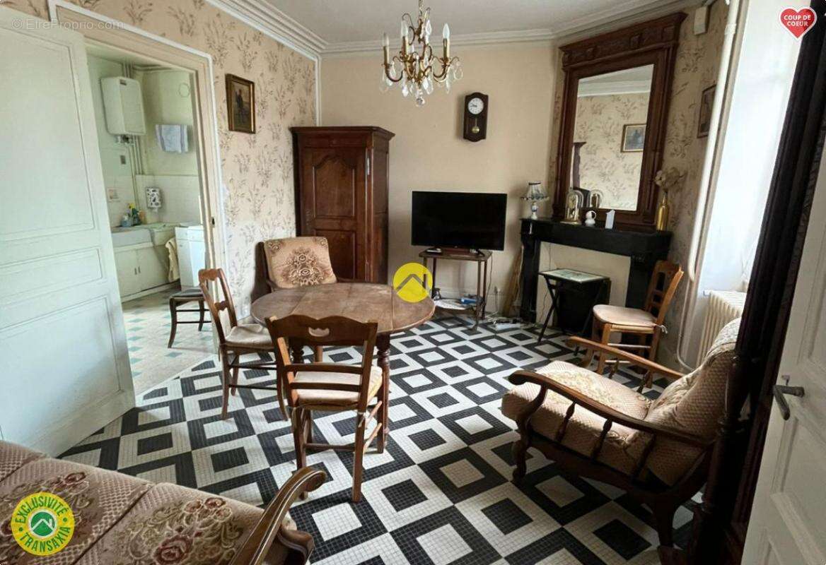 Maison à SANCOINS