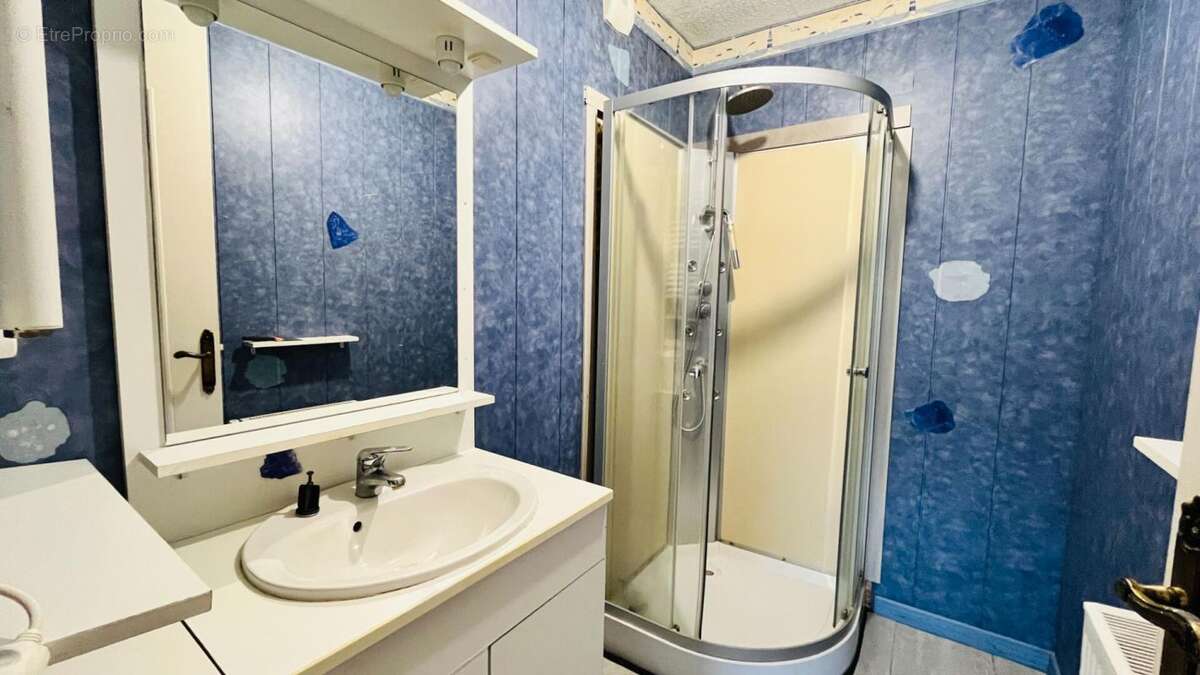 Maison à TREMENTINES