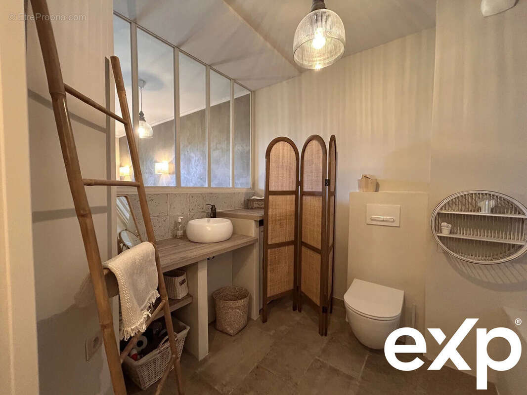 Appartement à MALLEMORT