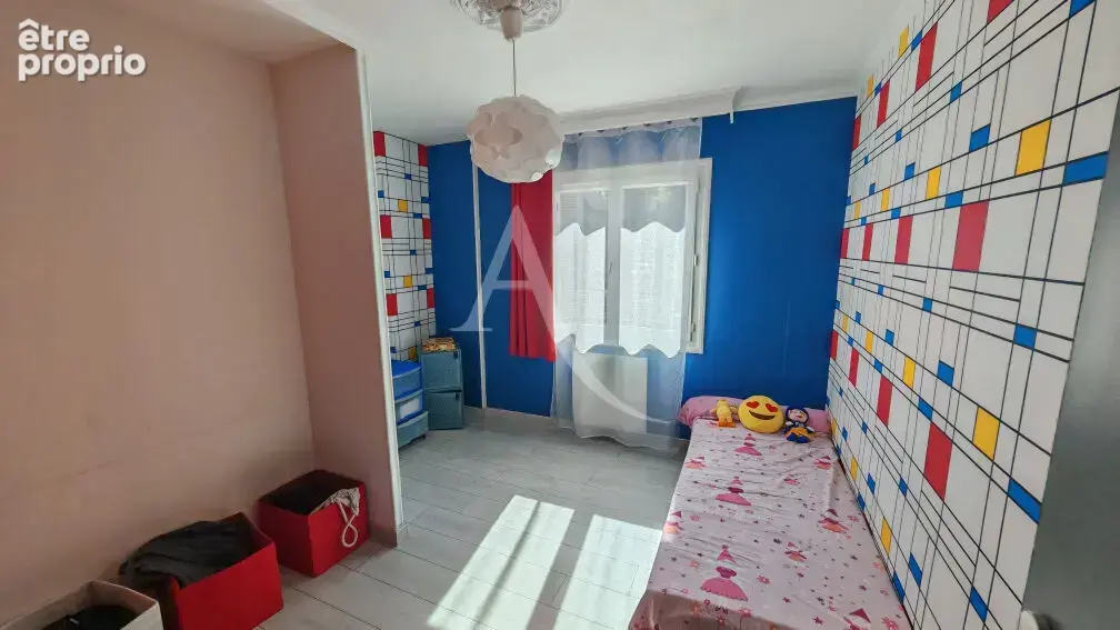 En vente-  nevers - maison 5 chambres avec garage - photo 9