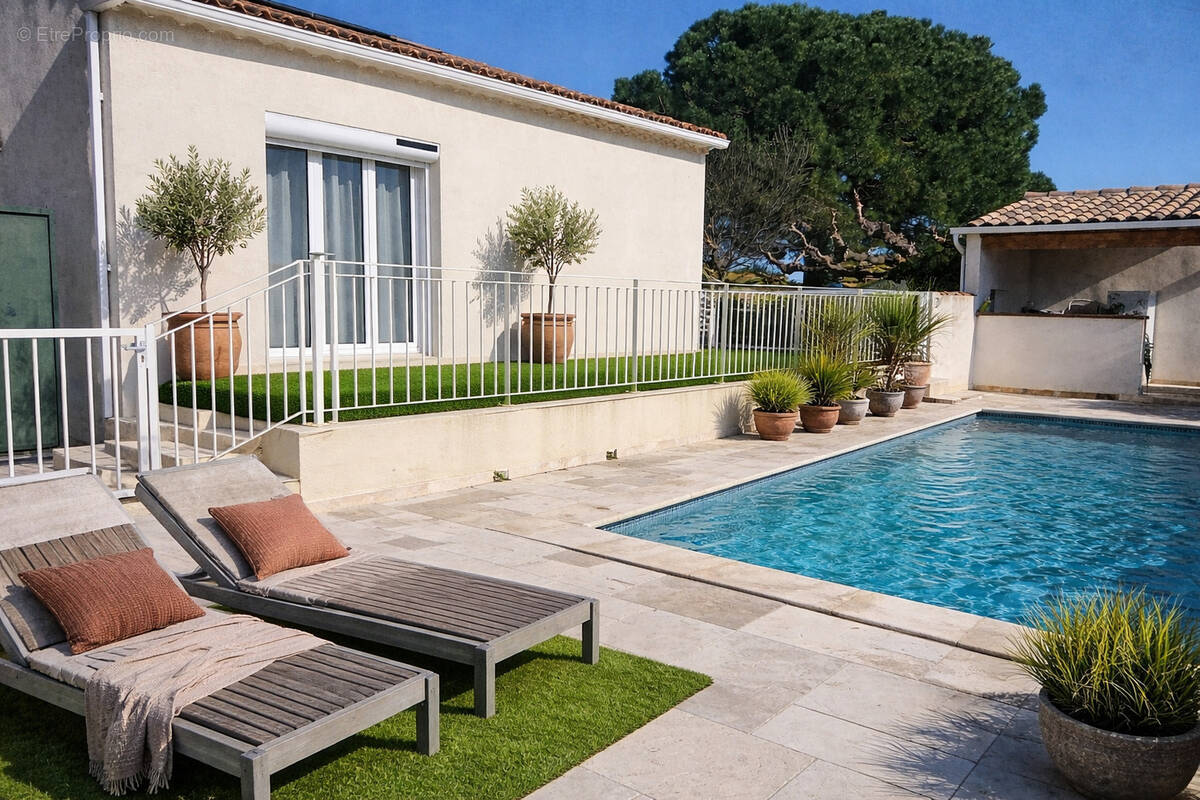 Maison à MAUGUIO