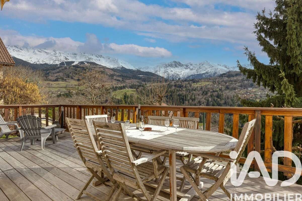 Maison 206 m² à Les Adrets  - photo 4