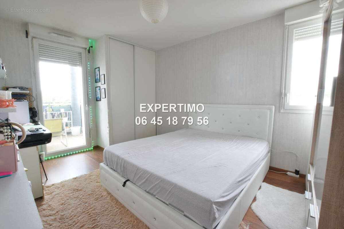 APPARTEMENT T2 récent avec balcon 10 m2   Vue montagnes   Résidence sécurisée   Grenoble - photo 4