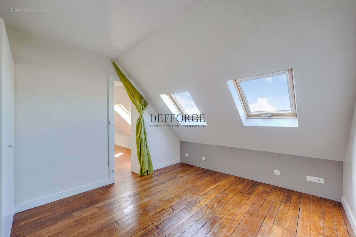Appartement à PARIS-5E