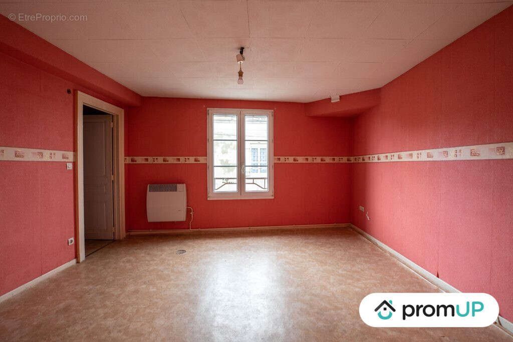 Maison à REVIGNY-SUR-ORNAIN