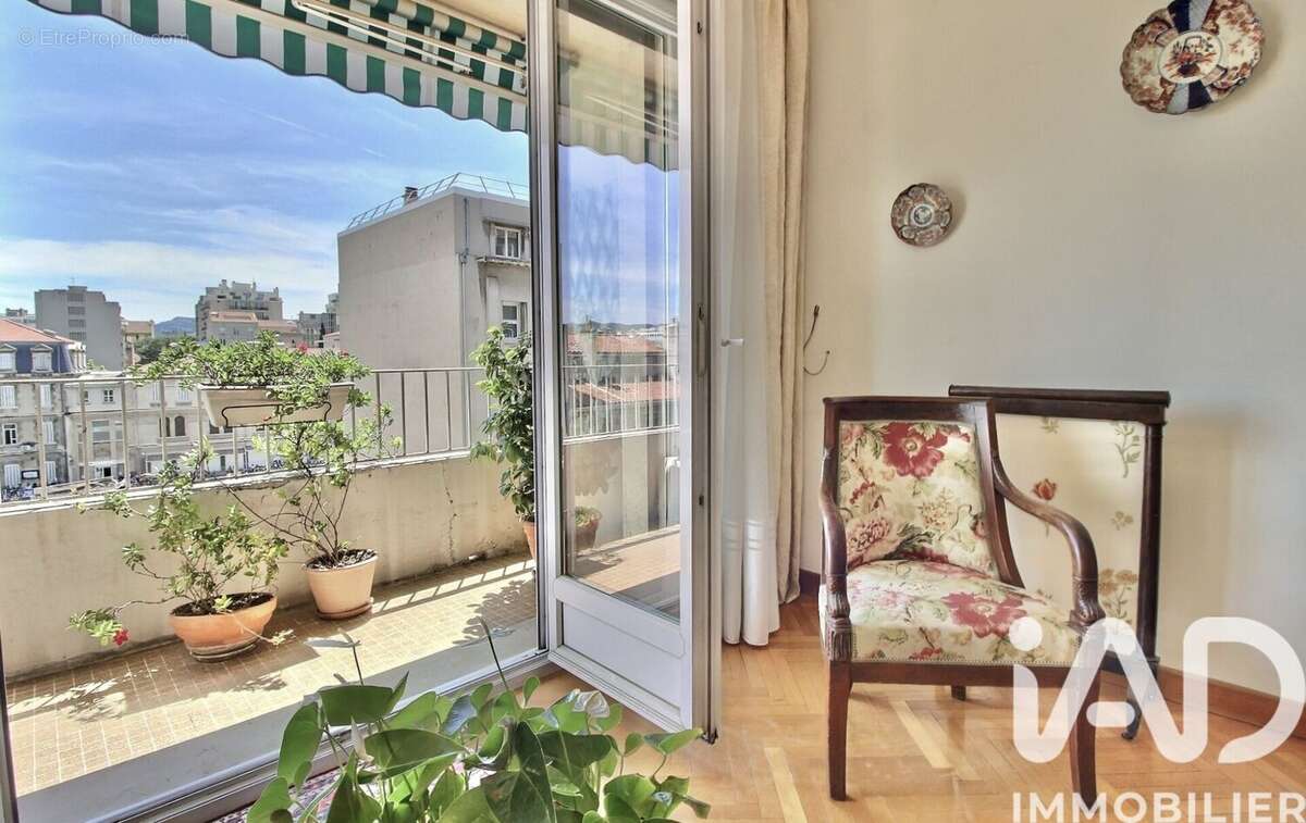 Photo 6 - Appartement à MARSEILLE-8E