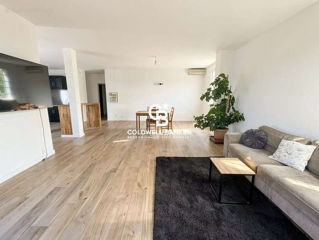 Le Beausset - Maison sur Terrain de 5000m2 - photo 12