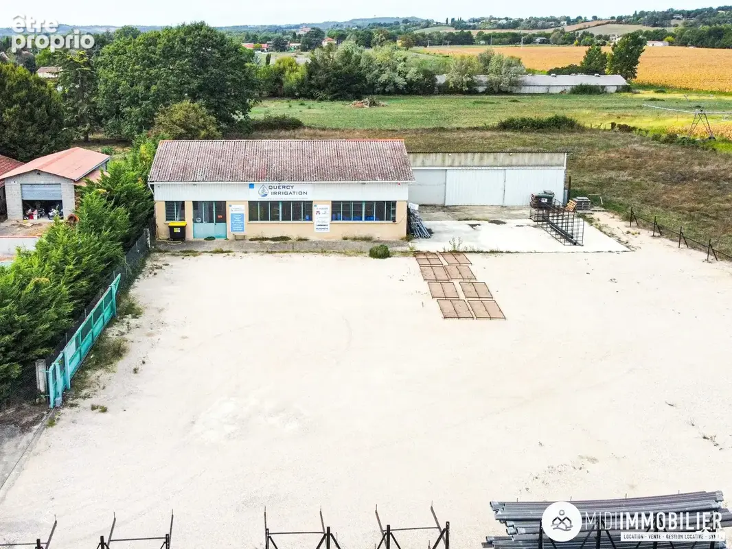 Commerce 400 m² à vendre à Cayrac (82440) - photo 2