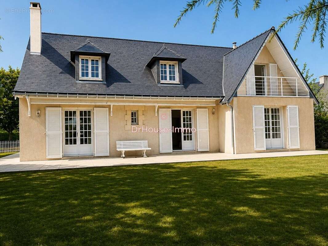 Maison à BOUCHEMAINE